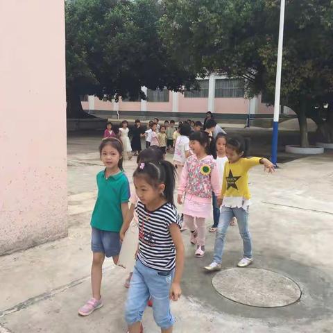 再见幼儿园----你好，小学！