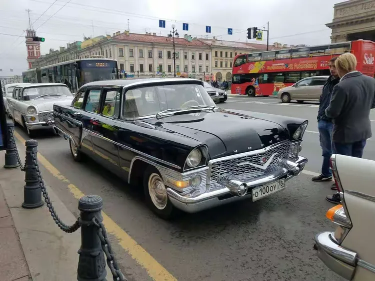 俄罗斯豪车