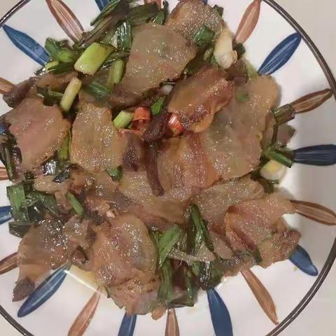 寒假实践-蒜苗炒腊肉