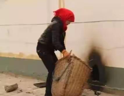 相顾无言情易觉