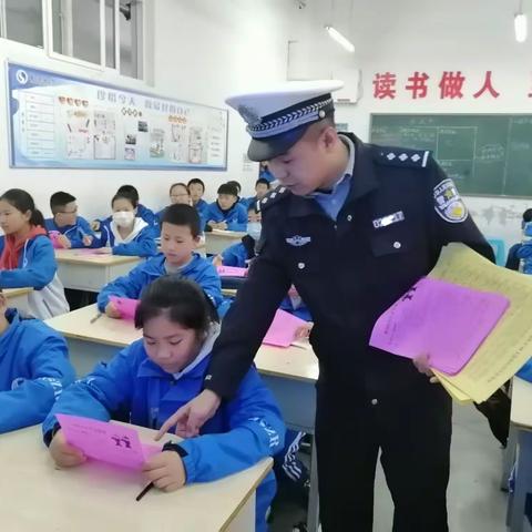 【宝鸡高交大队】宣讲进校园      给学生点亮交通安全灯