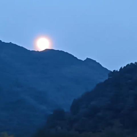 月夜（黎坪记事）