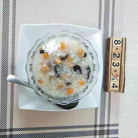 红黄蓝李君君的美篇