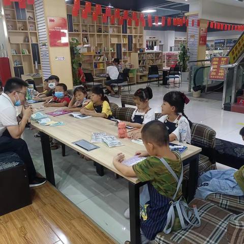 新华书店盈江书城 暑假第一期“小豌豆的小伙伴们之我是小店员”圆满结束