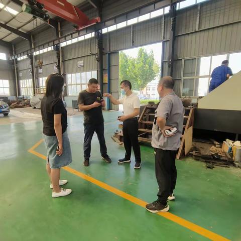 强化督导检查，织密企业疫情防控网