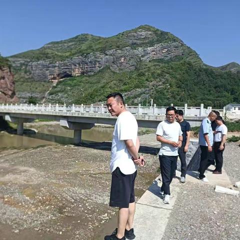 山阳县法官镇天竺山镇水毁河堤修复工程通过河道整平工程验收