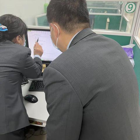 想客户之所求 排客户之所忧  直属支行解决客户吞钞暖心服务