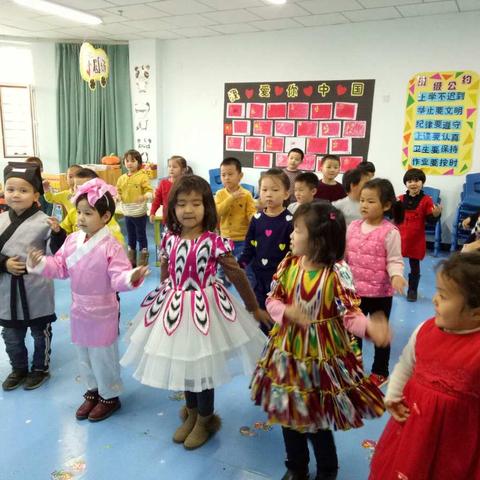英才双语幼儿园《丰富多彩的幼儿园活动》