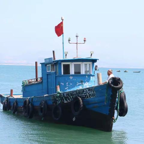 多情的海岛，繁忙的渔港码头