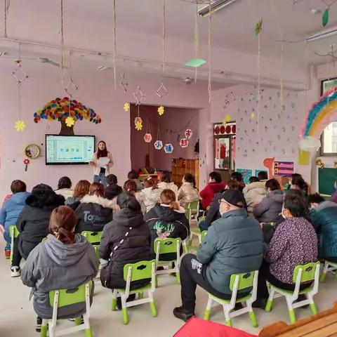 “春暖花开，神兽归来”小一班的宝贝回归啦