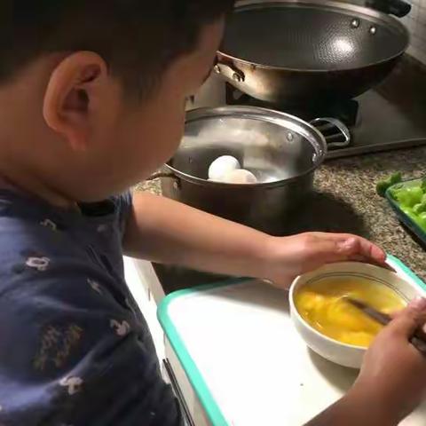 绿城小学一（1）学室周末社团活动