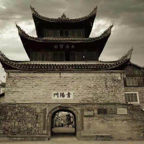 隆里古城