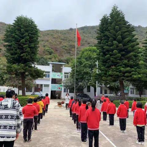 海门小学第十七周工作简报