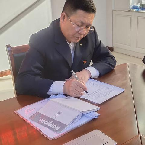 东环街道东兴社区召开2022年度组织生活会暨民主评议党员大会