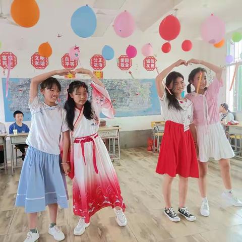 “五红”铸魂展风采“六一”欢庆迎未来