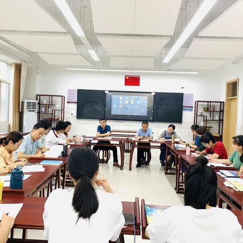 多彩教研，助力成长——初中部数学组教研活动