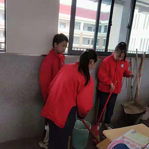 “我为同学做件事”