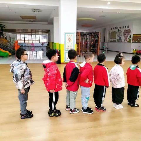 播州区贝贝幼儿园大一班3月份足迹