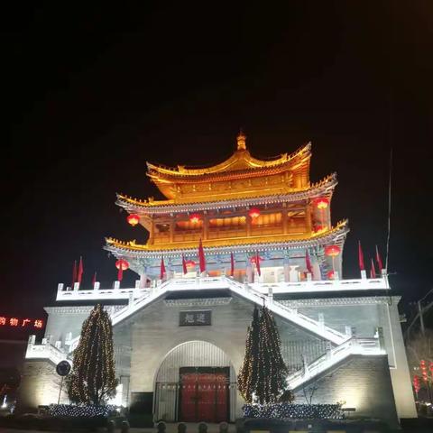 少小离家老大回！乡音未改鬓毛崔！欢迎你回家！