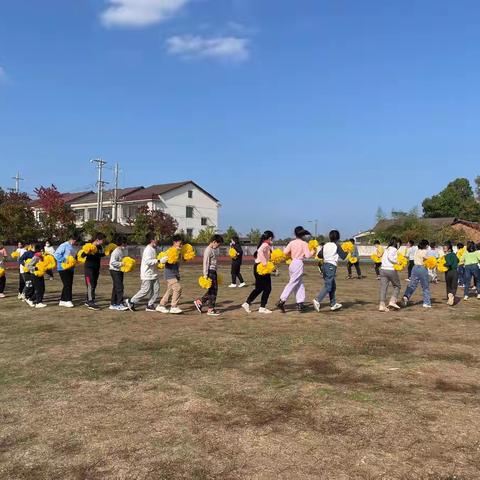 青春逐梦课堂 磨砺竞相成长——毛家滩中心小学青年教师比武