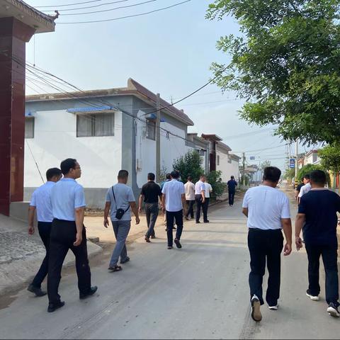 安丰乡组织开展第三轮背街小巷人居环境整治观摩活动