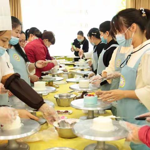 情浓三月天，甜蜜女神节                    —火炬幼儿园三八妇女节工会活动