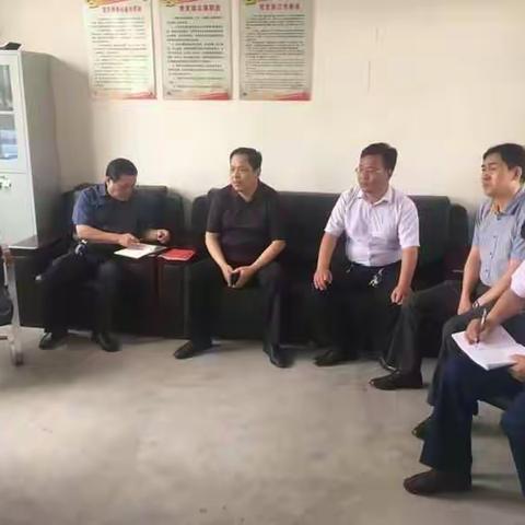 复兴公安分局政委白运方到张庄村进行扶贫工作调研