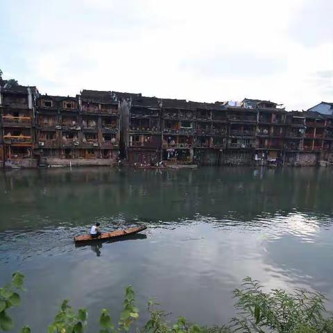 凤凰古城