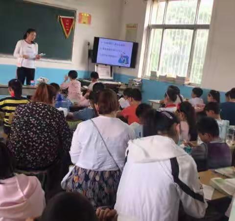寺庄乡东寺庄中心小学听评课活动积极进行中（副本）（副本）