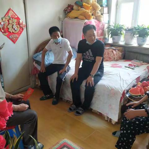 情系端午节，慰问暖人心——翰林学校领导端午节慰问老党员