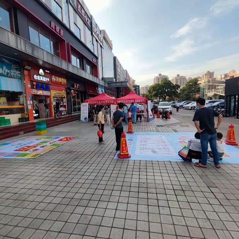 民生微实事/南龙社区开展食品安全宣传活动