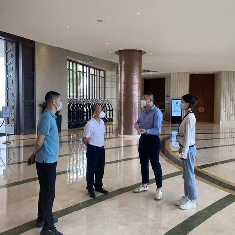 区政府王洪明副区长带队检查节前旅游市场各项秩序