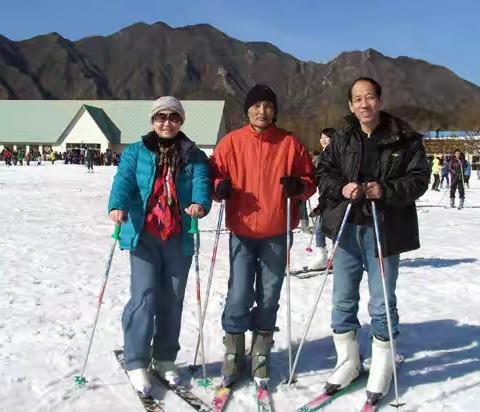 情系冬奥 +  好女人闪亮“雪世界”滑雪场！