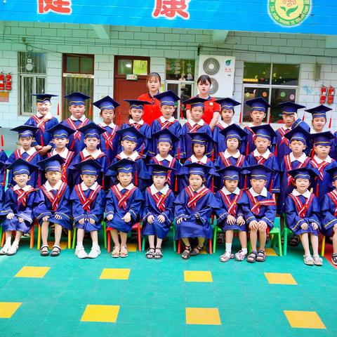 商业幼儿园2021年毕业典礼之夏日泡沫狂欢篇