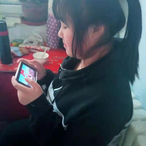 多伦县大北沟小学组织观看内蒙古自治区开学第一课