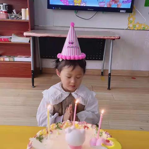 ㊗️杨李宁希小朋友生日快乐🎂🎊🎊
