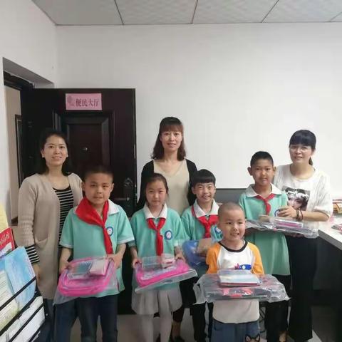 普集街道办妇联2019年庆“六一”慰问困难家庭儿童活动