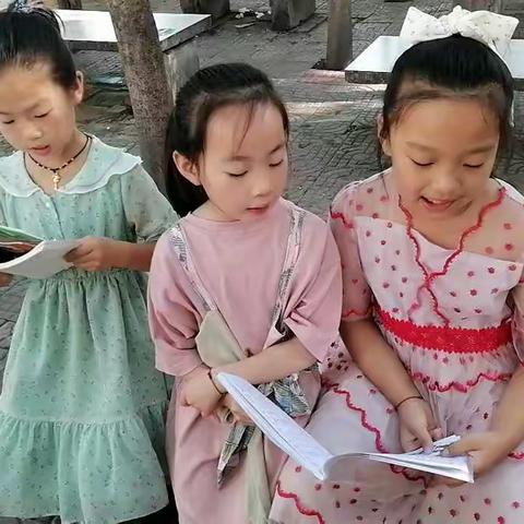 1.7班小种子们的暑假晨读记录