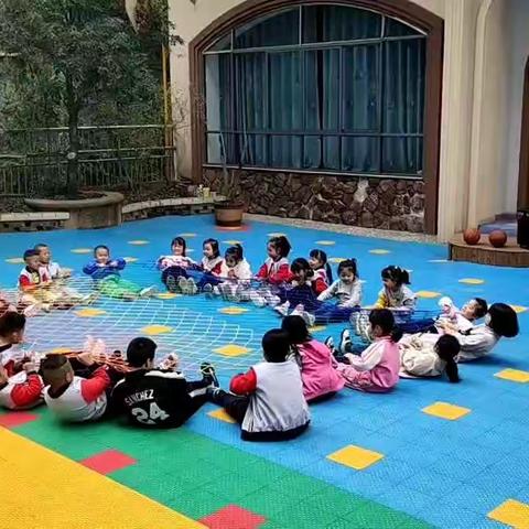 龙华幼儿园----大三班  ❤欣赏童趣❤