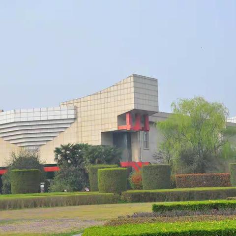 探索昆虫奥秘，感悟生命真谛——杨凌高新第二小学三年级二班家委会活动