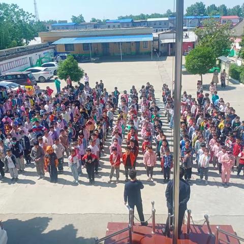 水寨乡桃奉小学开展“诚信教育进校园”主题宣传活动