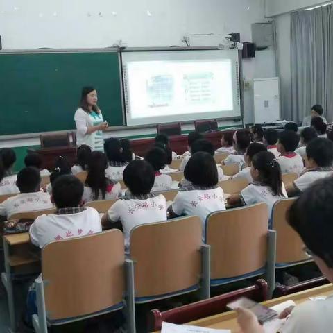 聚焦新教材       探索新课型      长安路小学语文大组教研