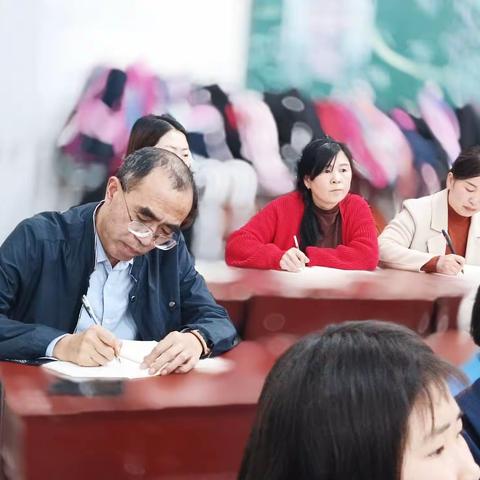 斜风细雨作春寒，携手研磨畅谈欢---小学数学公开课