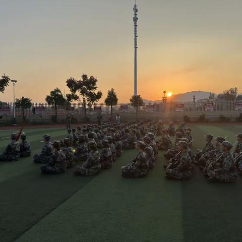 金秋十月丰收季，铄武国防训练忙