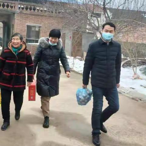春节慰问暖人心，浓浓关怀显真情