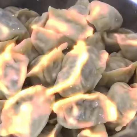 我要去比较大的地方旅游，带上我的热情来斯够！
