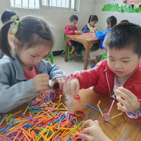 冬天来临，确没有感到一丝的冷，那是因为有宝贝们的欢声笑语温暖了我们的心