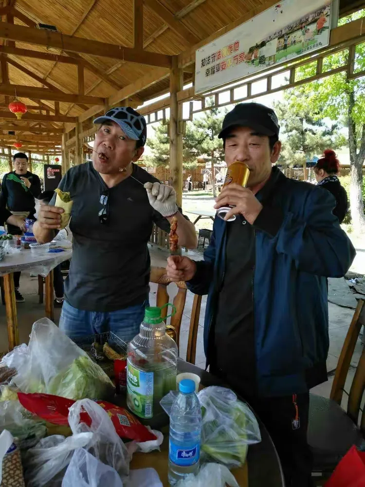 老朋友相聚在蒲河生态园