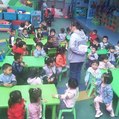 (保定幼儿园）小一班快乐的集体活动→_→美术活动