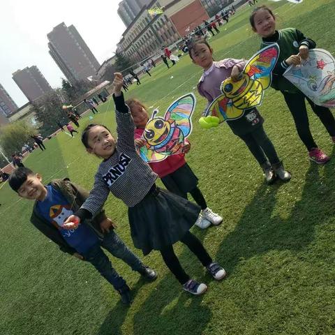 点亮童心 放飞梦想